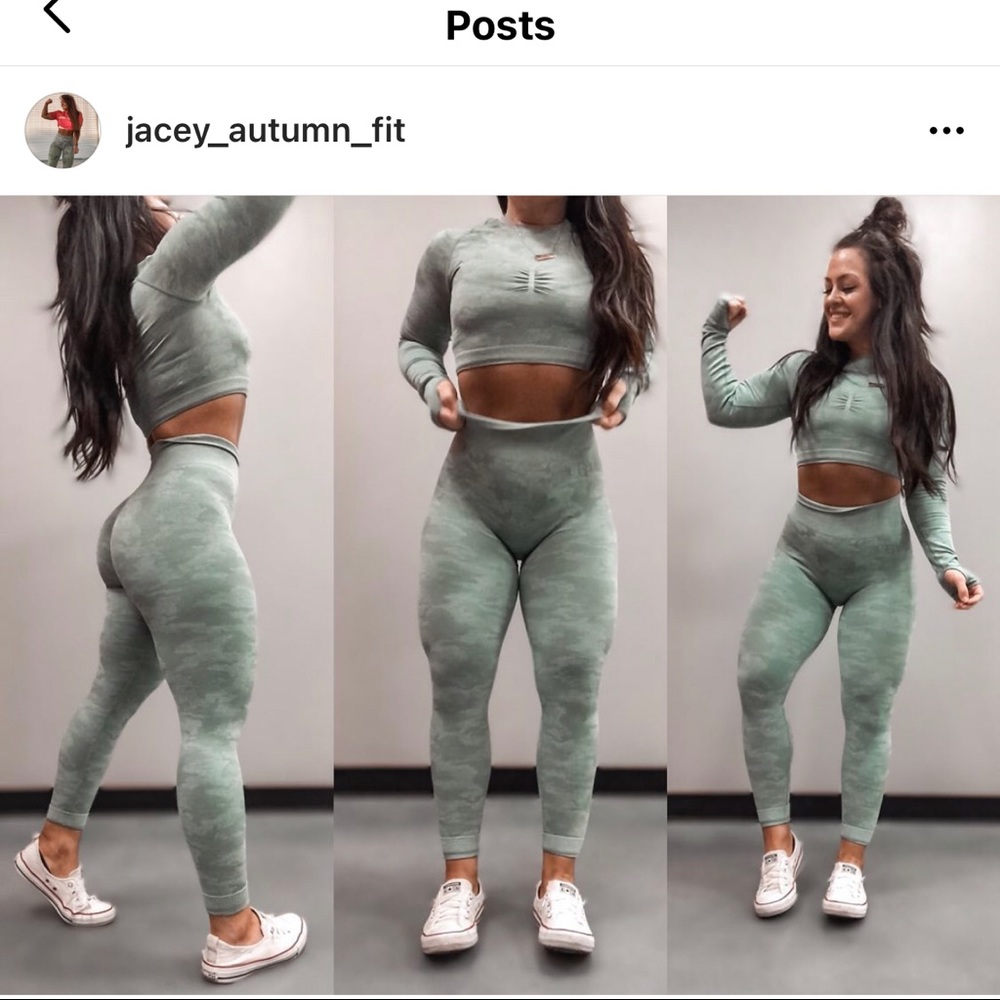 COPY - Gymshark sage camo leggings and long sleev…